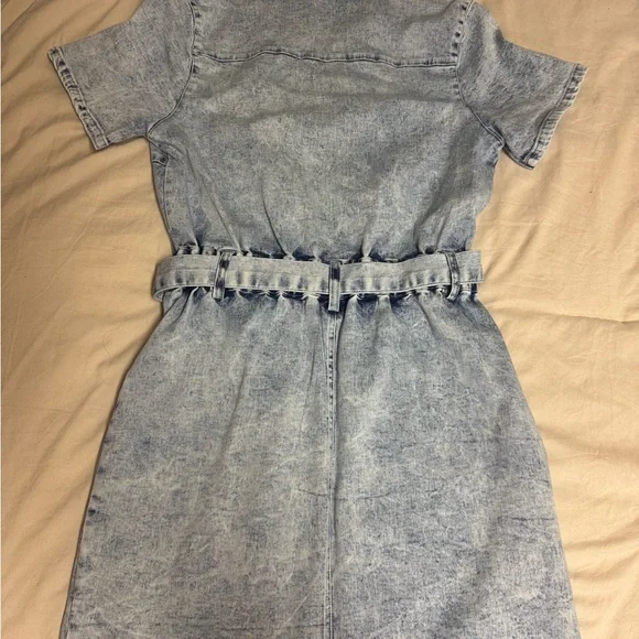 Entro Denim Belted Dress Size Small. Pockets are braided lined. - Picture 2 of 6